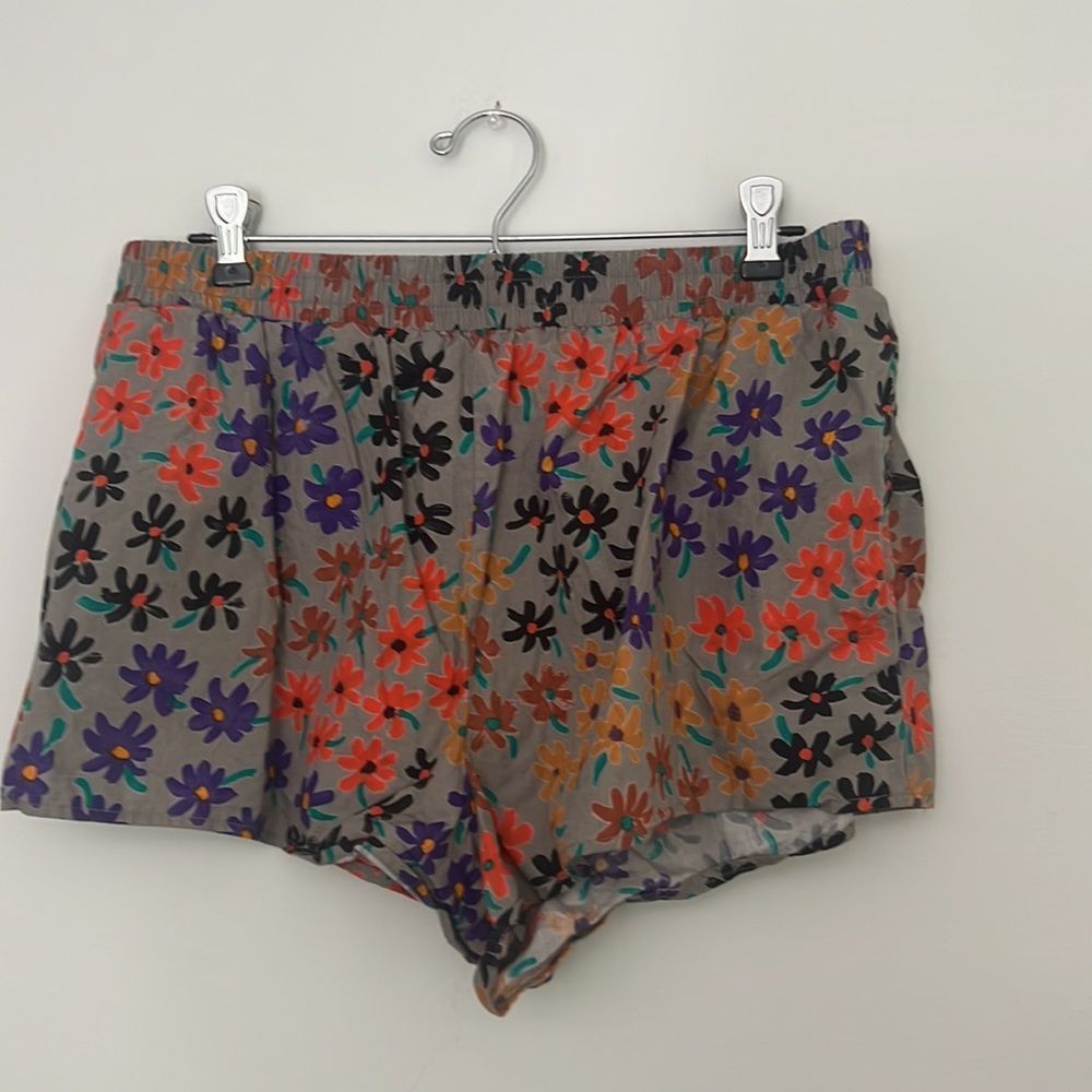 Urban outfitters floral shorts